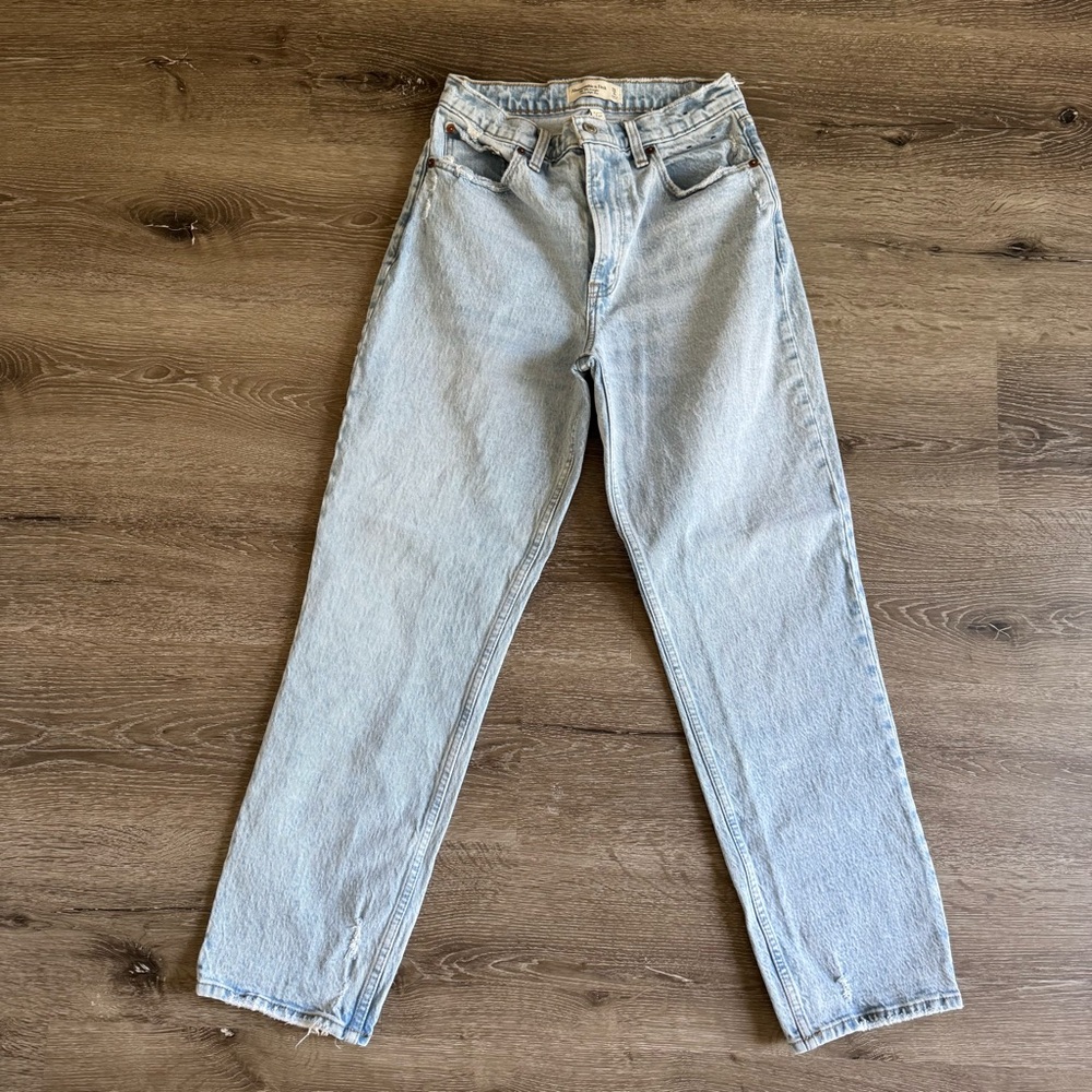 Abercrombie & Fitch size 28